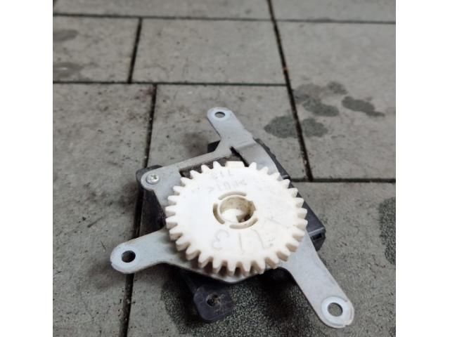 bontott TOYOTA RAV 4 Fűtés Állító Motor