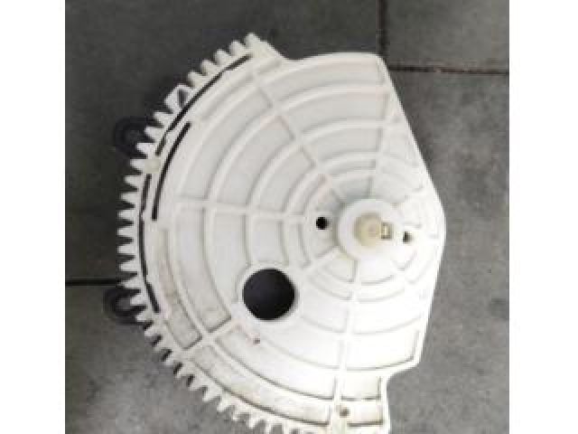 bontott TOYOTA RAV 4 Fűtés Állító Motor