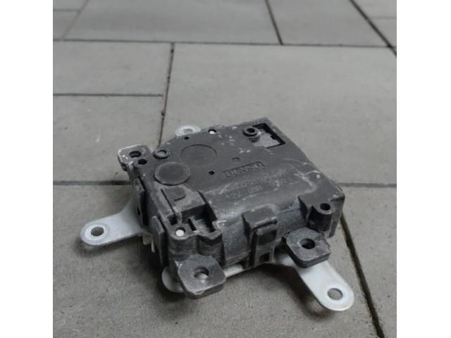 bontott TOYOTA RAV 4 Fűtés Állító Motor