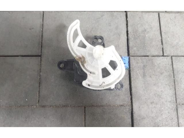 bontott TOYOTA RAV 4 Fűtés Állító Motor