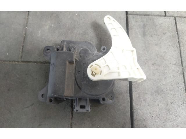 bontott TOYOTA RAV 4 Fűtés Állító Motor