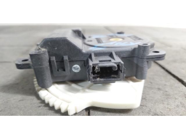 bontott TOYOTA RAV 4 Fűtés Állító Motor