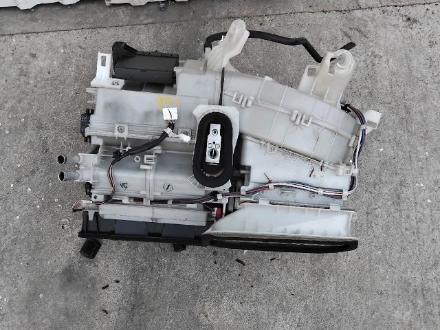 bontott TOYOTA RAV 4 Fűtés Box