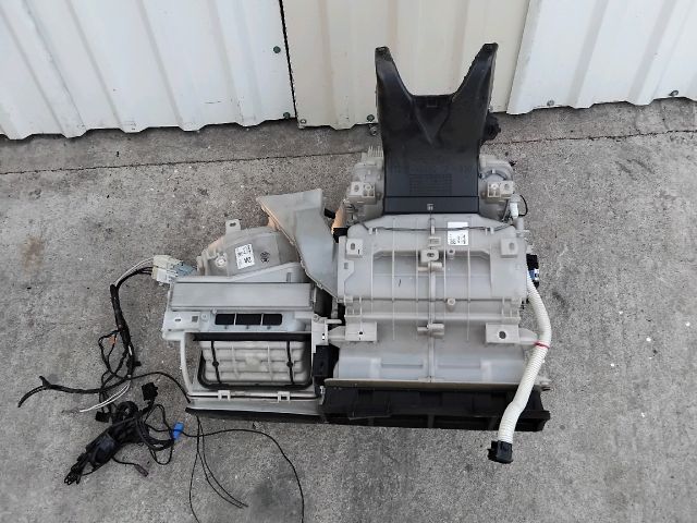 bontott TOYOTA RAV 4 Fűtés Box