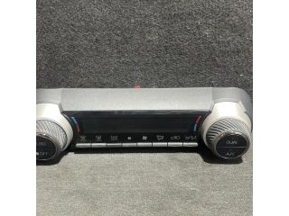 bontott TOYOTA RAV 4 Fűtéskapcsoló (digit klímás)