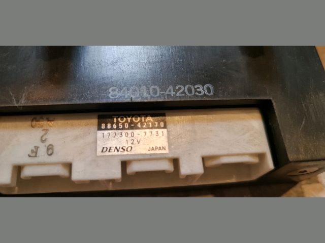 bontott TOYOTA RAV 4 Fűtéskapcsoló (digit klímás)