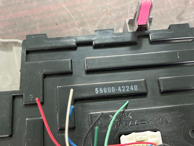 bontott TOYOTA RAV 4 Fűtéskapcsoló (digit klímás)