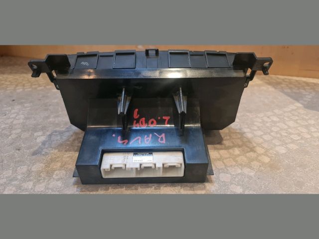 bontott TOYOTA RAV 4 Fűtéskapcsoló (digit klímás)