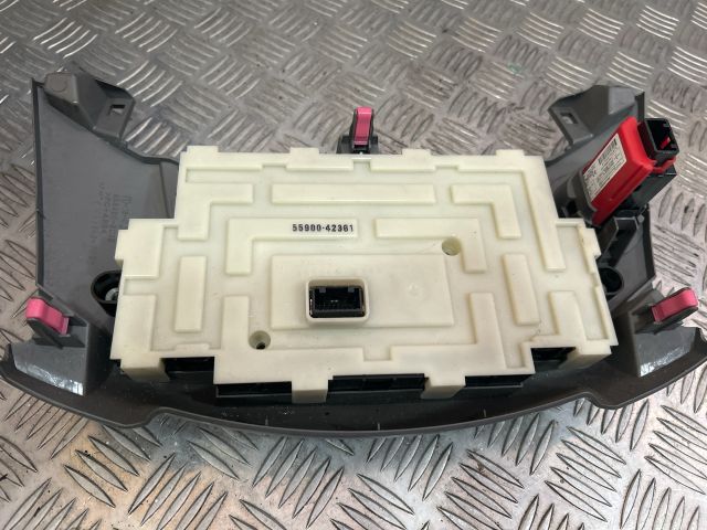 bontott TOYOTA RAV 4 Fűtéskapcsoló (digit klímás)