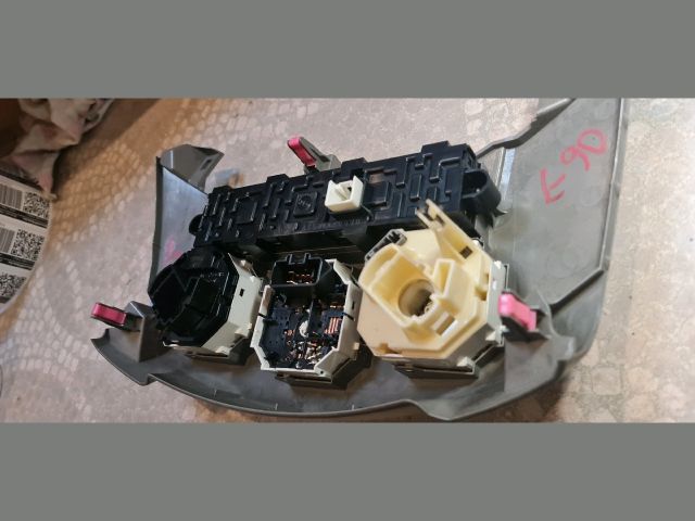 bontott TOYOTA RAV 4 Fűtéskapcsoló (digit klímás)