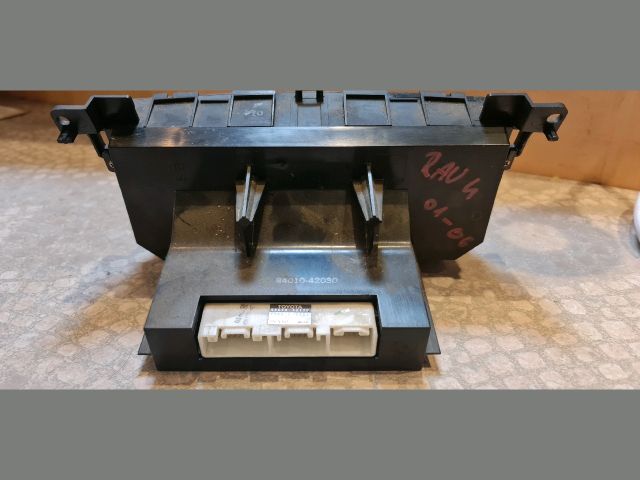 bontott TOYOTA RAV 4 Fűtéskapcsoló (digit klímás)