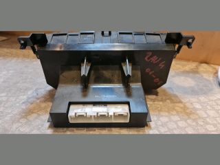 bontott TOYOTA RAV 4 Fűtéskapcsoló (digit klímás)