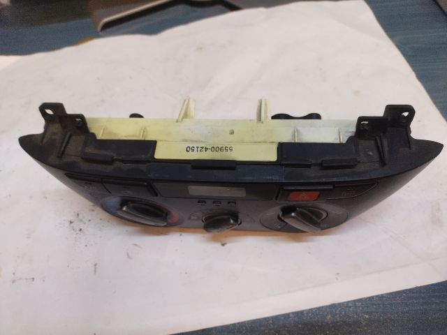 bontott TOYOTA RAV 4 Fűtéskapcsoló (manuális klímás)