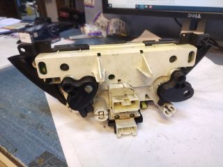 bontott TOYOTA RAV 4 Fűtéskapcsoló (manuális klímás)