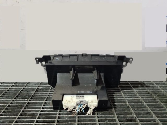 bontott TOYOTA RAV 4 Fűtéskapcsoló