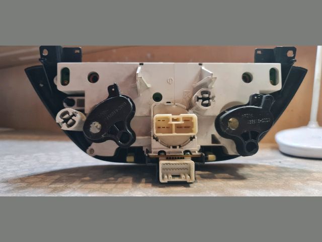 bontott TOYOTA RAV 4 Fűtéskapcsoló