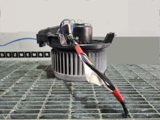 bontott TOYOTA RAV 4 Fűtőmotor (Klímás)