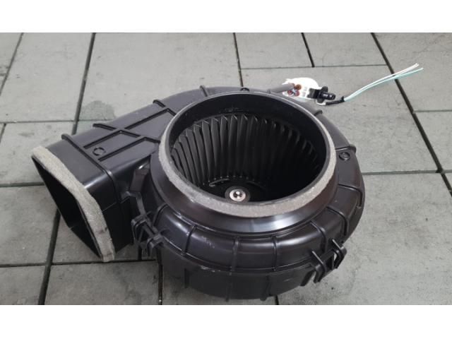 bontott TOYOTA RAV 4 Fűtőmotor (Klímás)