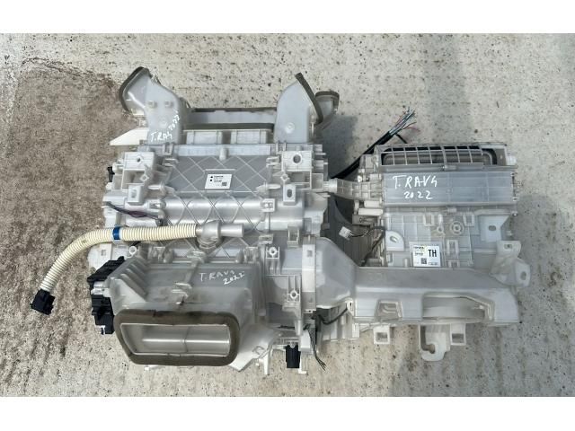 bontott TOYOTA RAV 4 Fűtőmotor (Klímás)