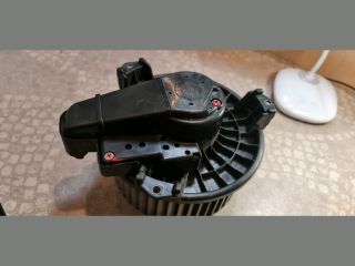 bontott TOYOTA RAV 4 Fűtőmotor (Klímás)