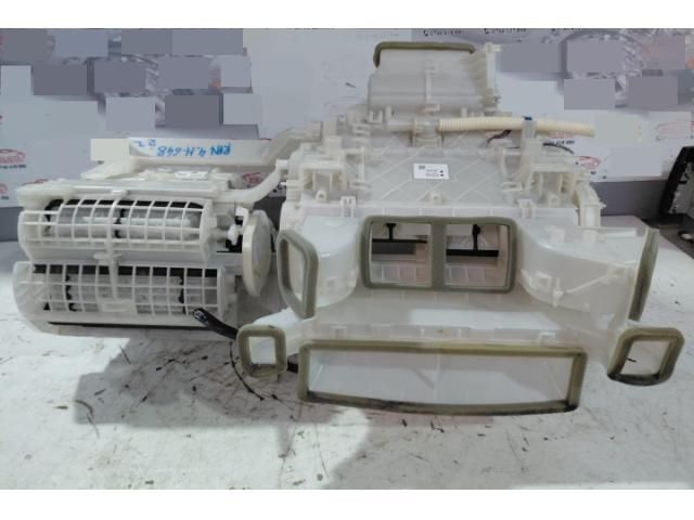 bontott TOYOTA RAV 4 Fűtőmotor (Klímás)