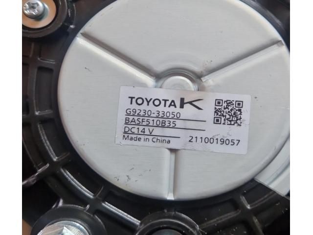 bontott TOYOTA RAV 4 Fűtőmotor (Klímás)