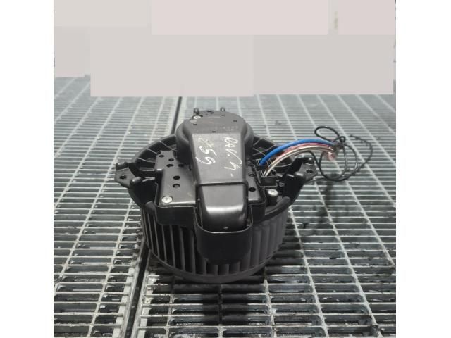 bontott TOYOTA RAV 4 Fűtőmotor (Klímás)