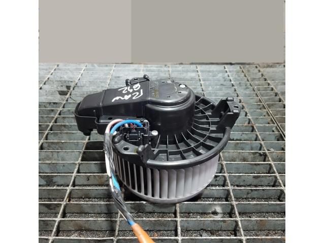 bontott TOYOTA RAV 4 Fűtőmotor (Klímás)