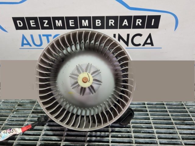 bontott TOYOTA RAV 4 Fűtőmotor (Klímás)