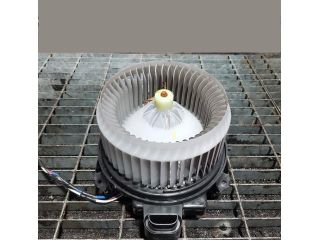 bontott TOYOTA RAV 4 Fűtőmotor (Klímás)