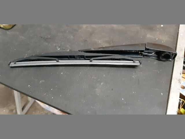 bontott TOYOTA RAV 4 Hátsó Ablaktörlő Kar