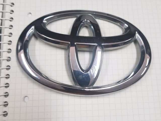 bontott TOYOTA RAV 4 Hátsó Embléma
