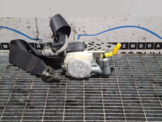 bontott TOYOTA RAV 4 Hátsó középső Biztonsági Öv