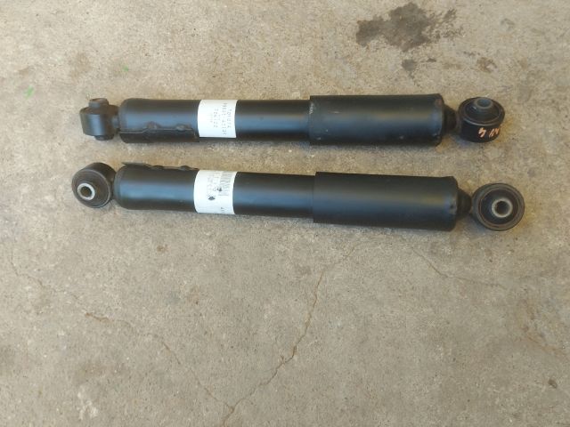 bontott TOYOTA RAV 4 Hátsó Lengéscsillapító Pár