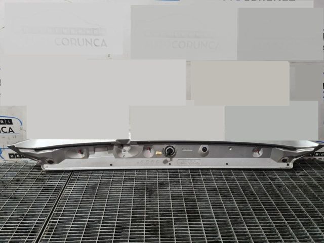 bontott TOYOTA RAV 4 Hátsó Szárny Légterelő