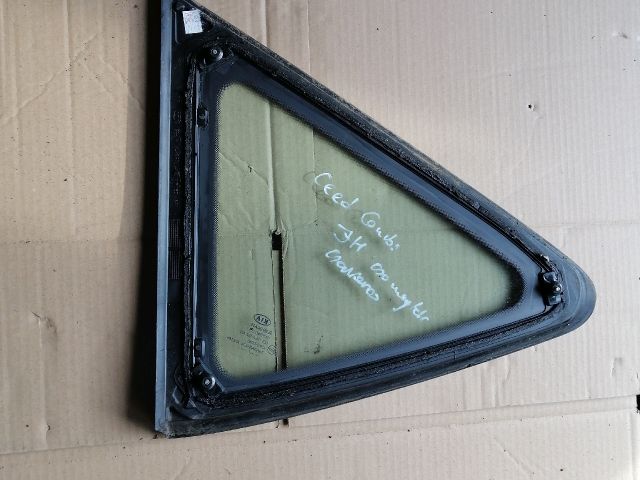 bontott TOYOTA RAV 4 Hátsó Szélvédő