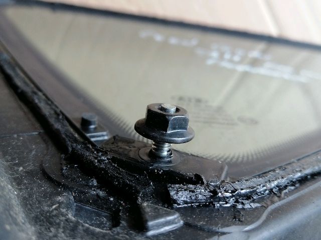 bontott TOYOTA RAV 4 Hátsó Szélvédő