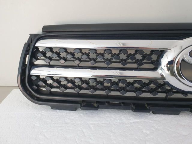 bontott TOYOTA RAV 4 Hűtőrács