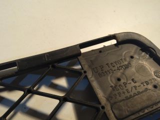 bontott TOYOTA RAV 4 Hűtőrács