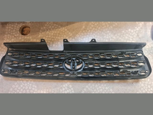 bontott TOYOTA RAV 4 Hűtőrács