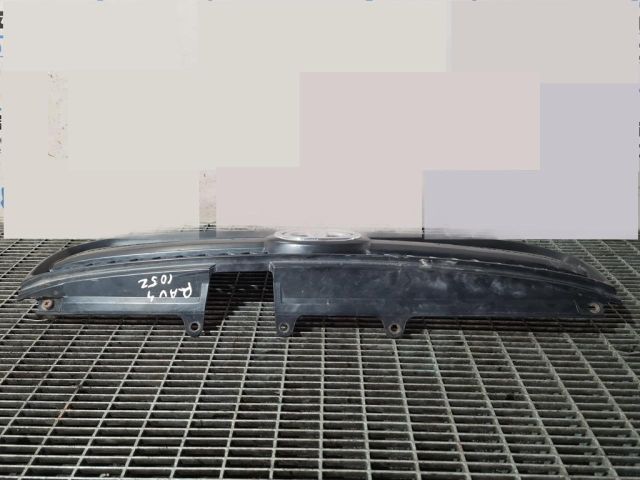 bontott TOYOTA RAV 4 Hűtőrács