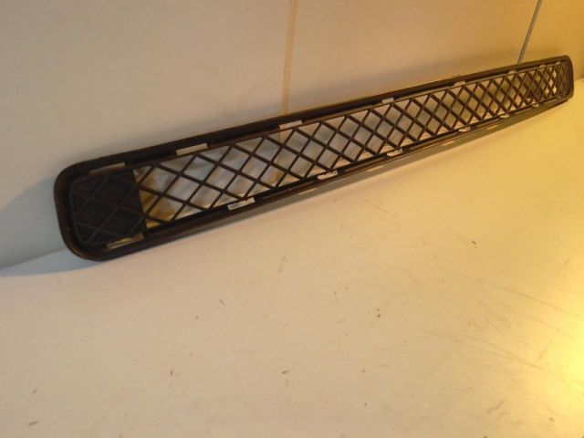 bontott TOYOTA RAV 4 Hűtőrács