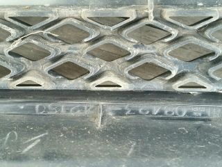 bontott TOYOTA RAV 4 Hűtőrács