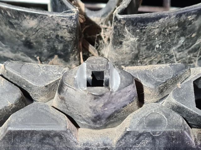 bontott TOYOTA RAV 4 Hűtőrács