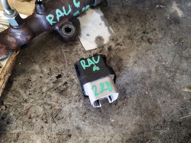 bontott TOYOTA RAV 4 Izzító Relé