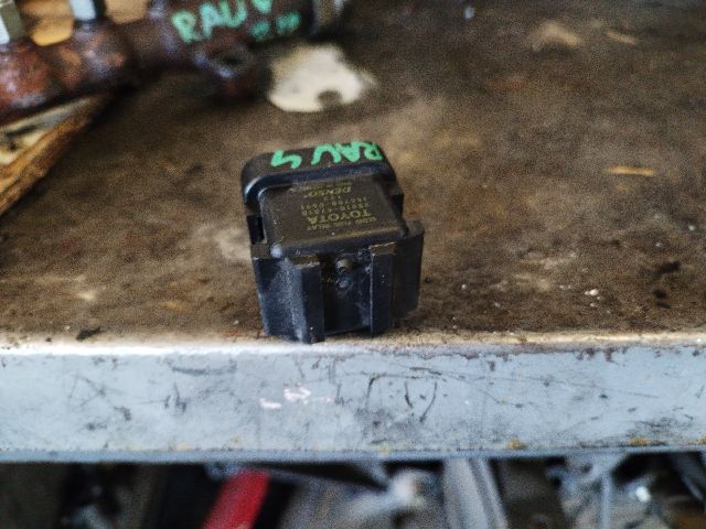 bontott TOYOTA RAV 4 Izzító Relé