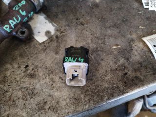 bontott TOYOTA RAV 4 Izzító Relé