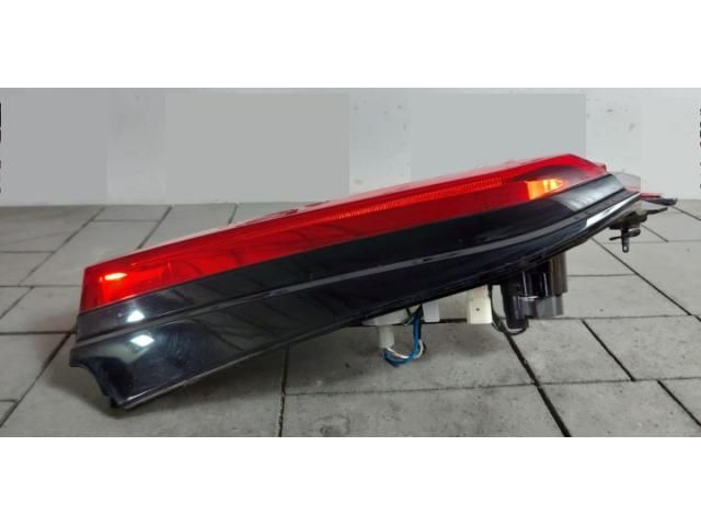 bontott TOYOTA RAV 4 Jobb Belső Hátsó Lámpa