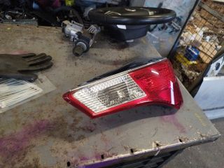 bontott TOYOTA RAV 4 Jobb Belső Hátsó Lámpa