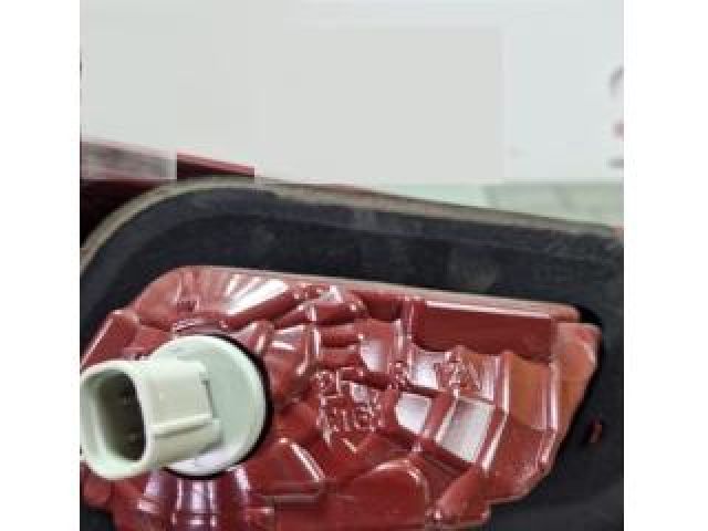 bontott TOYOTA RAV 4 Jobb Belső Hátsó Lámpa